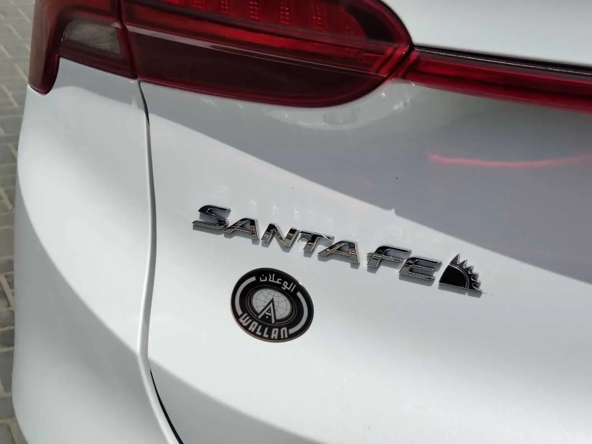 Car image 32
