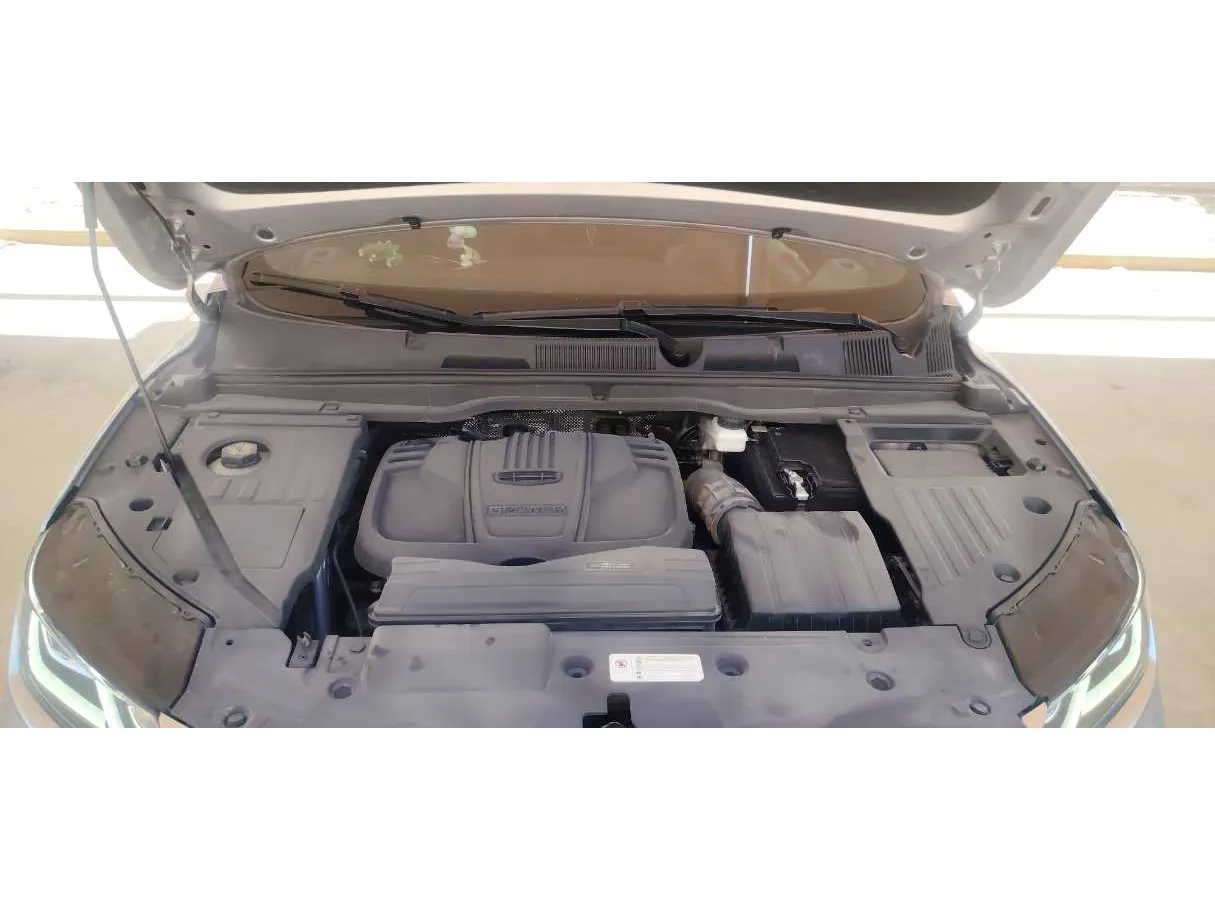 Car image 32