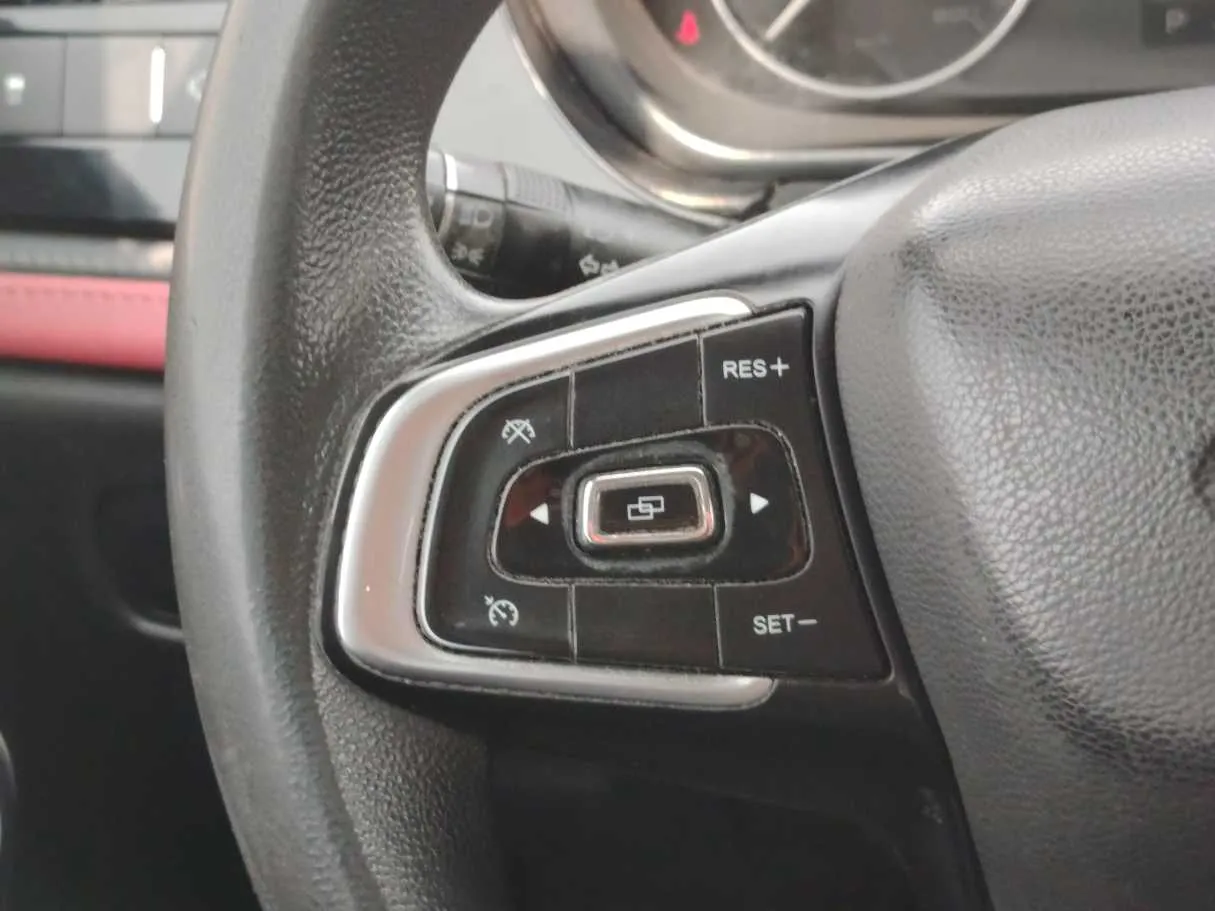 Car image 24