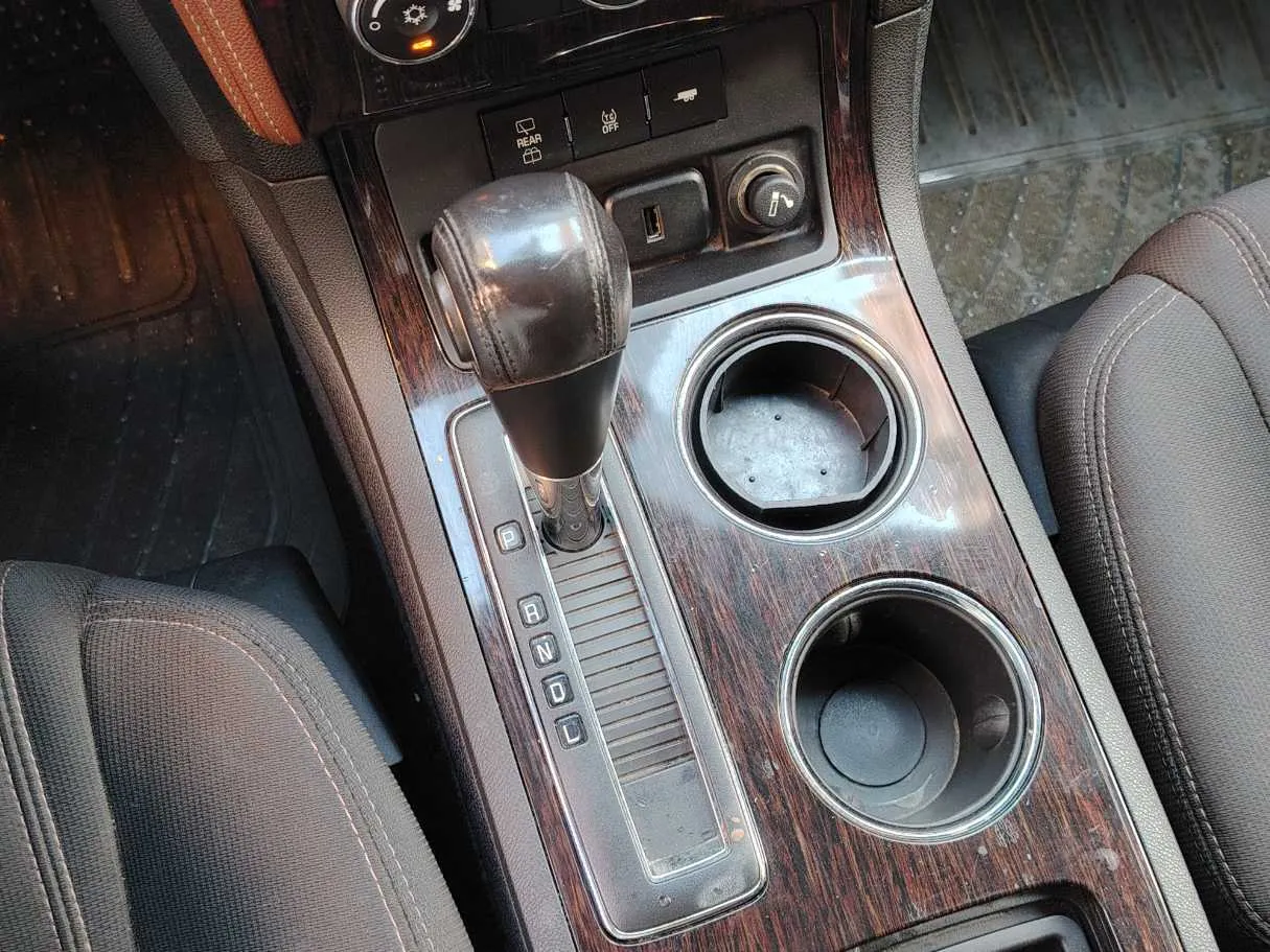 Car image 20