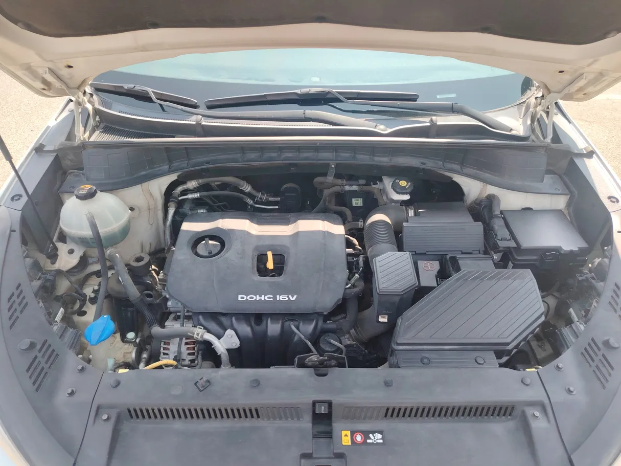 Car image 32