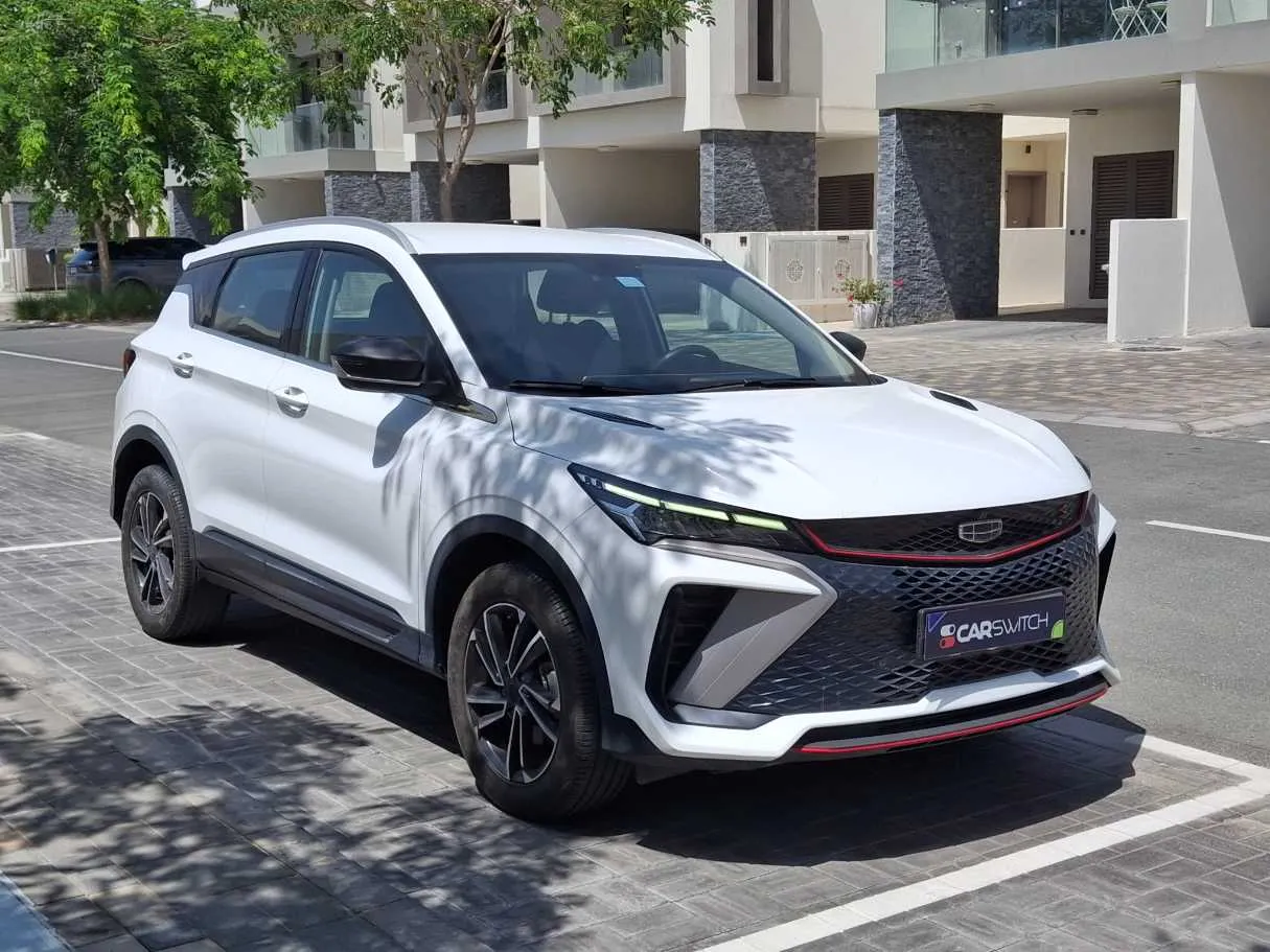 Car image 3