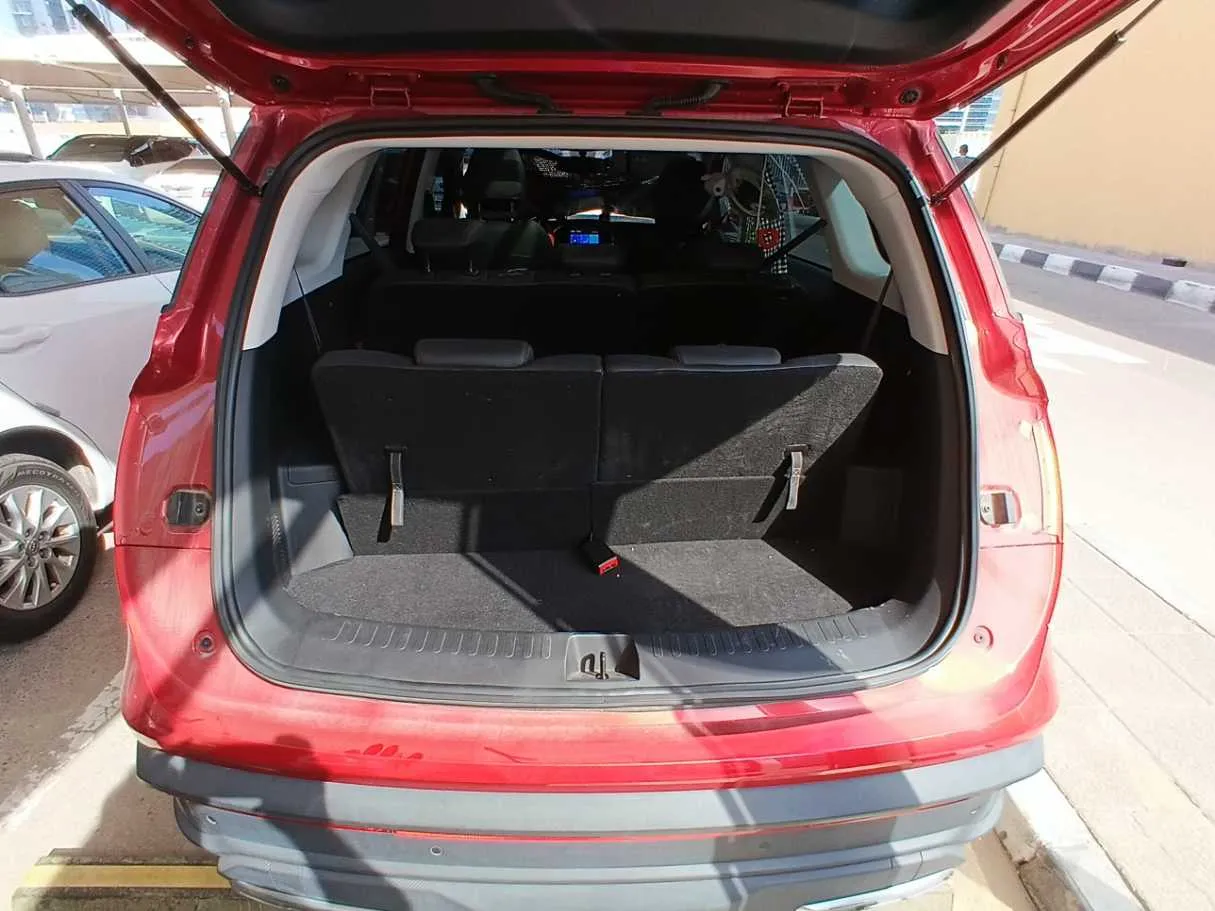 Car image 20
