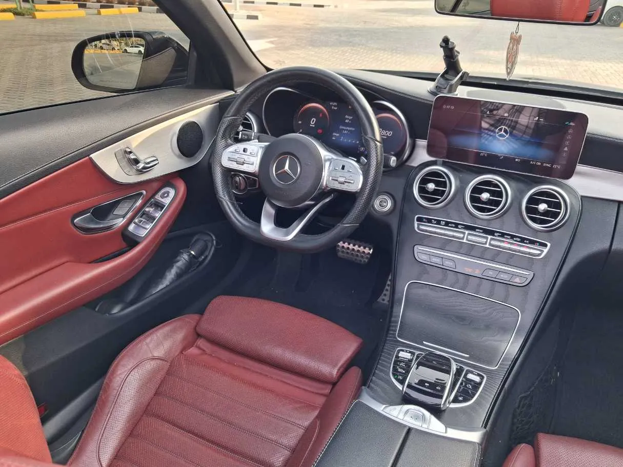 Car image 16