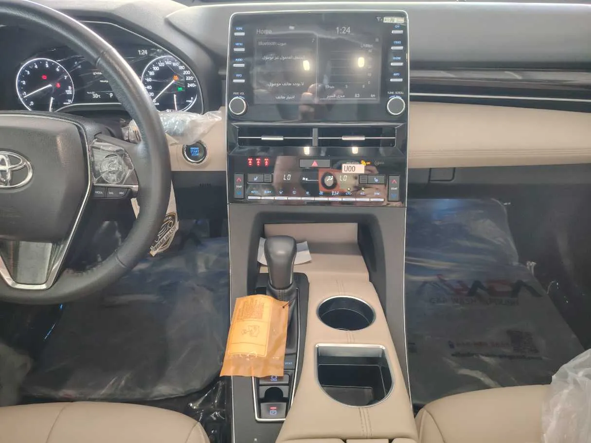 Car image 23