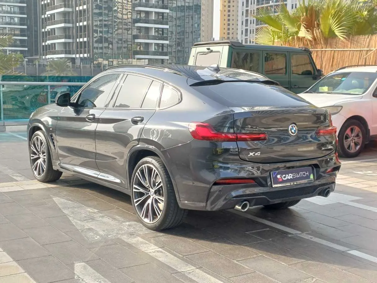 Car image 7