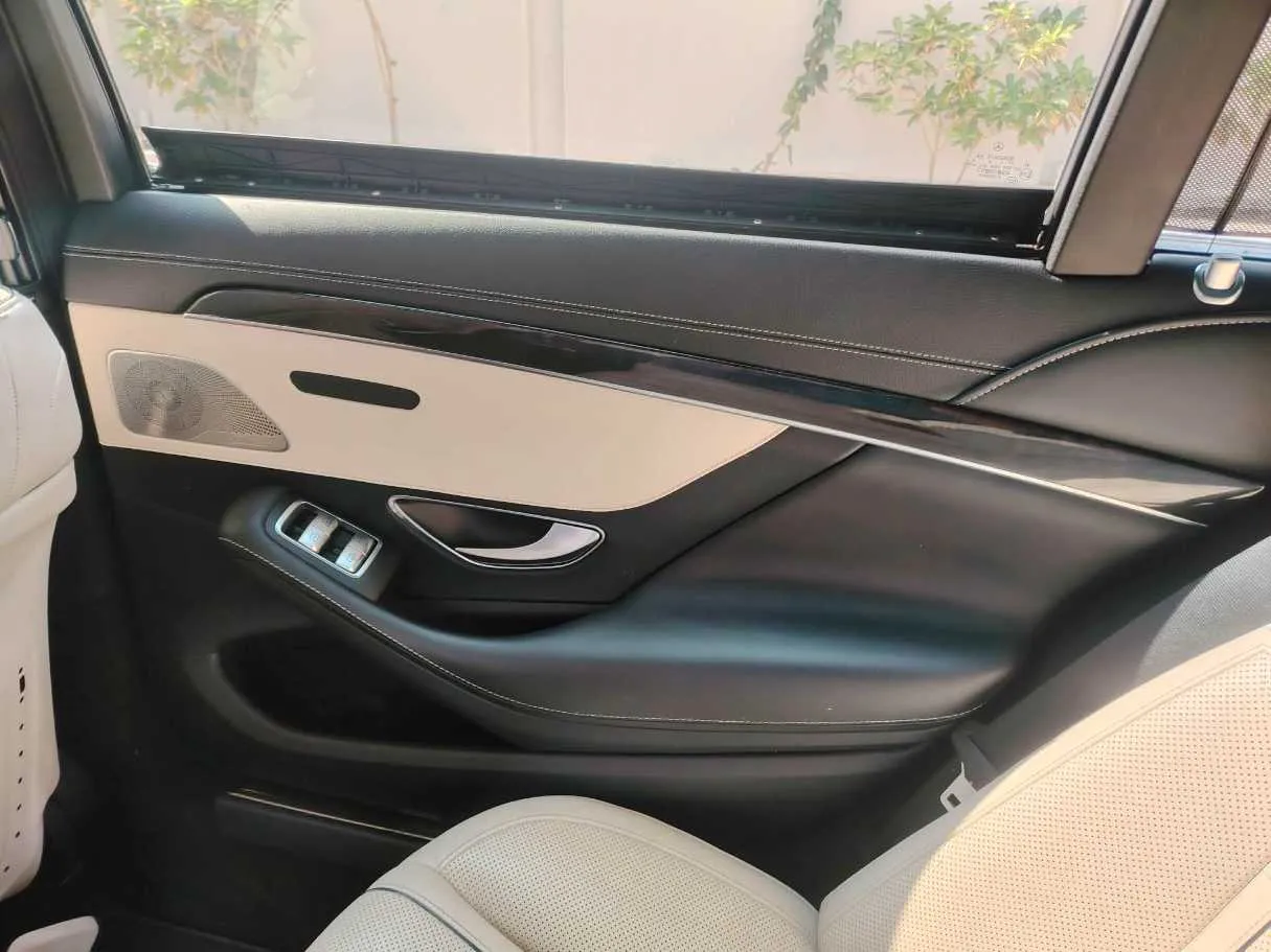 Car image 42