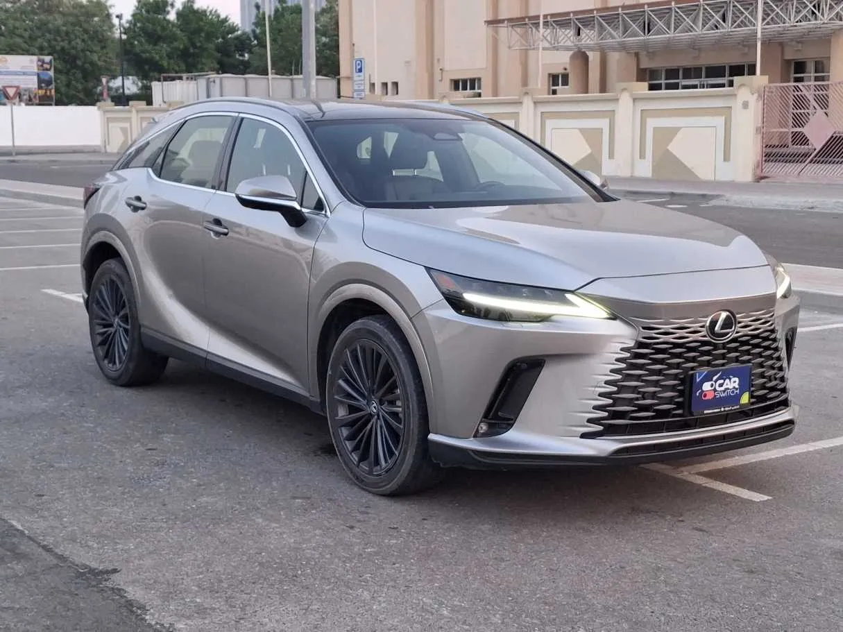 Car image 3