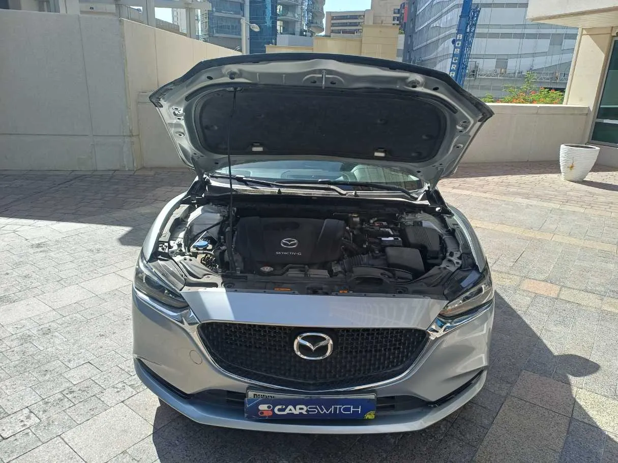 Car image 22