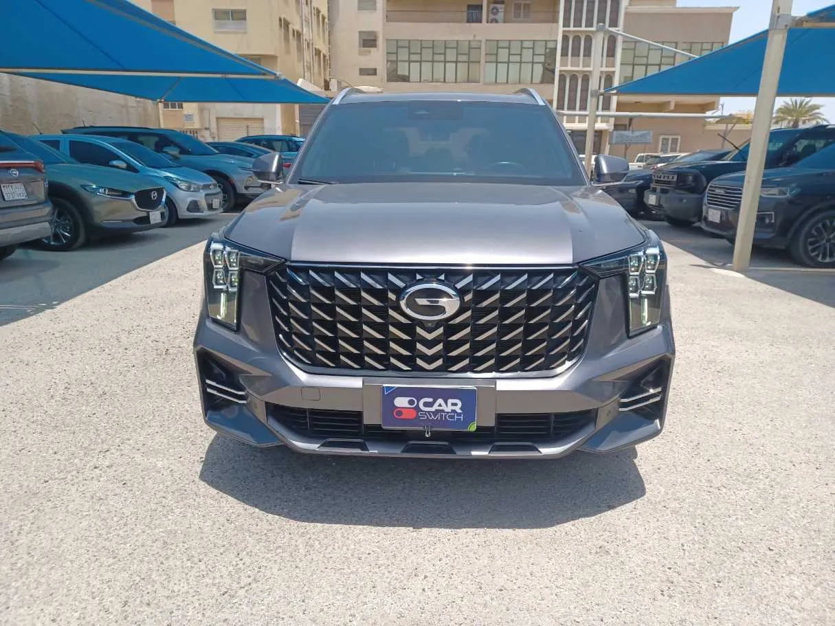 Car image 2