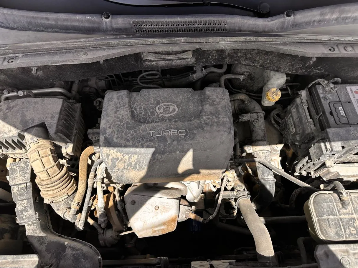 Car image 27