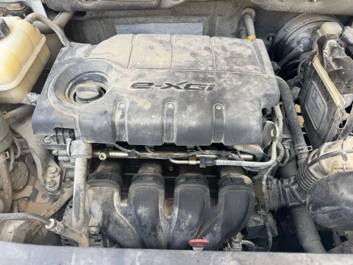 Car image 22
