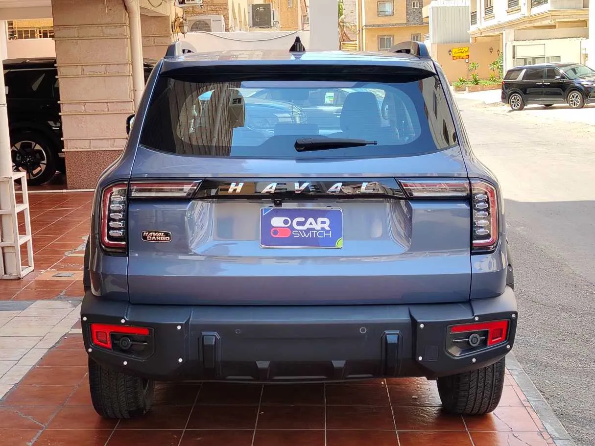 Car image 6
