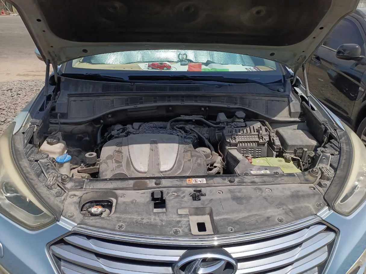 Car image 24