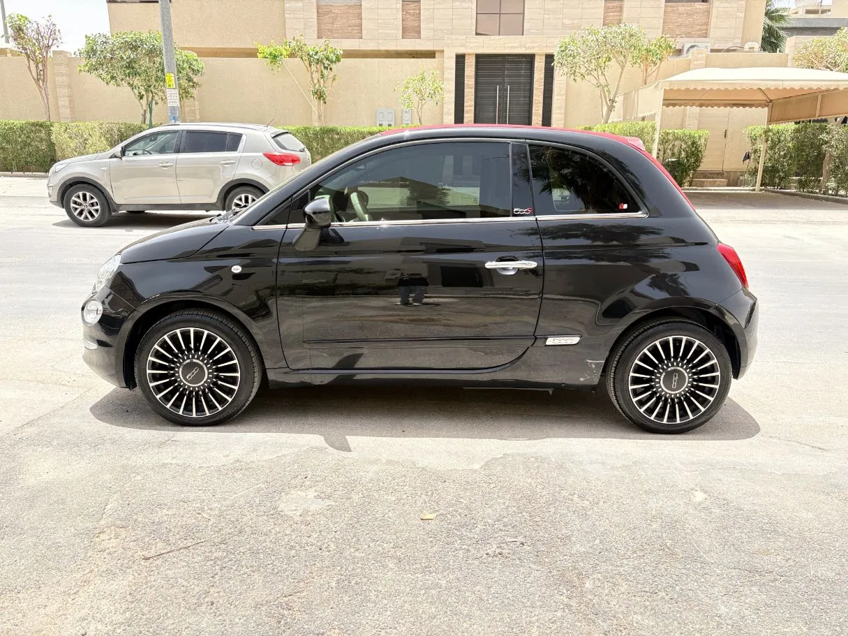 Car image 8