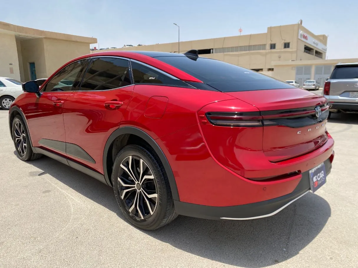 Car image 7