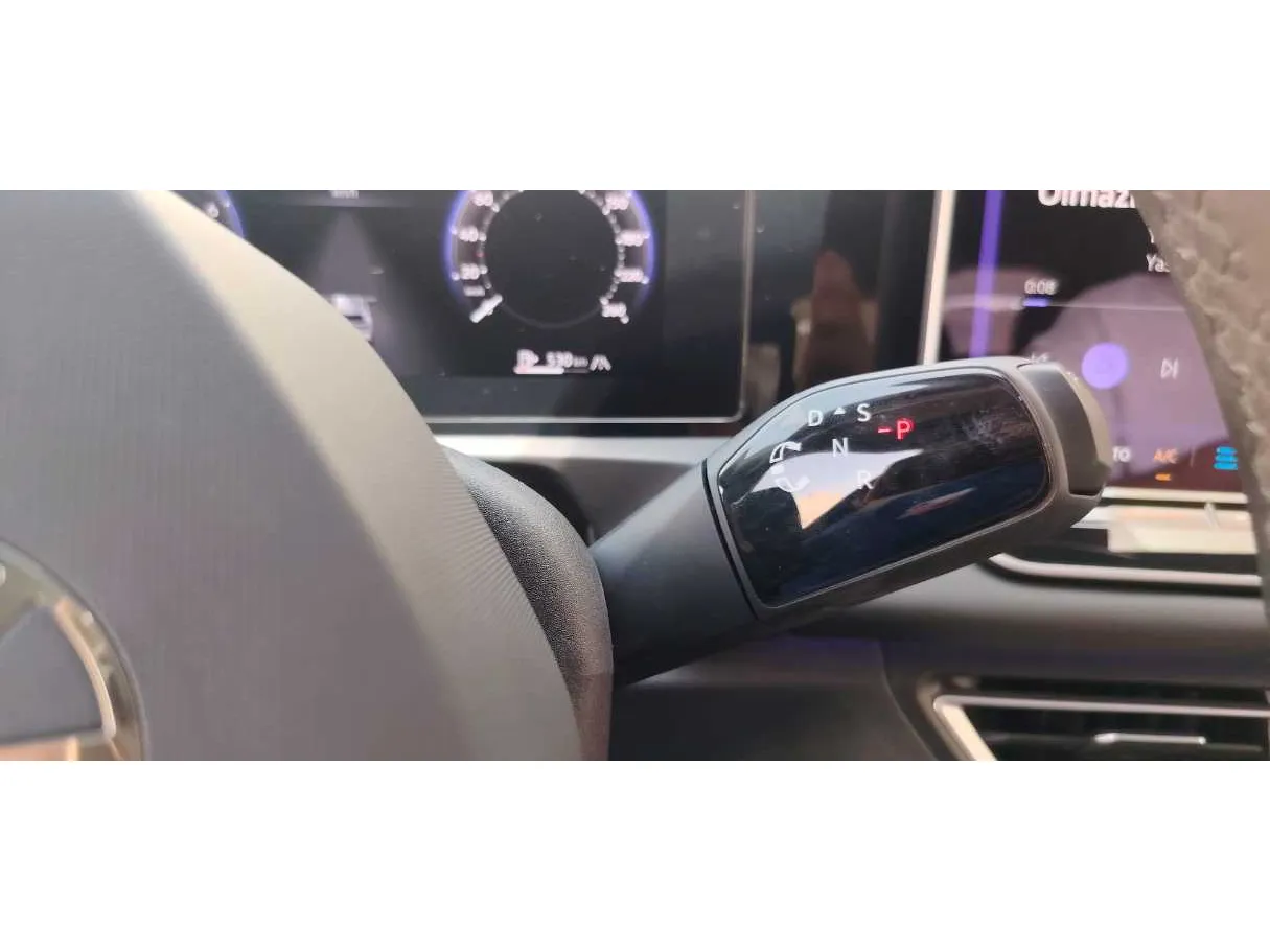Car image 28