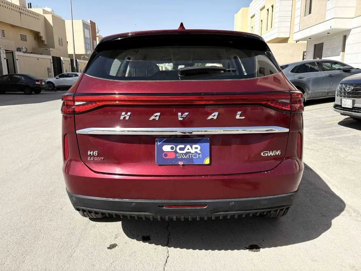 Car image 6