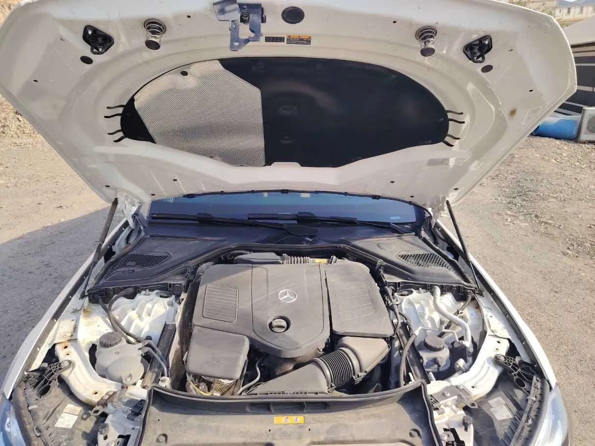 Car image 37
