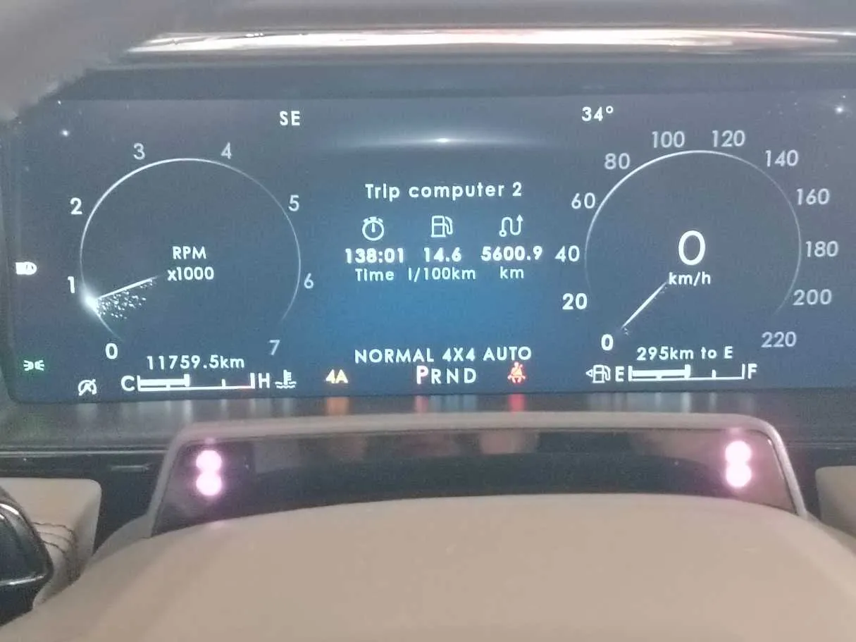 Car image 35