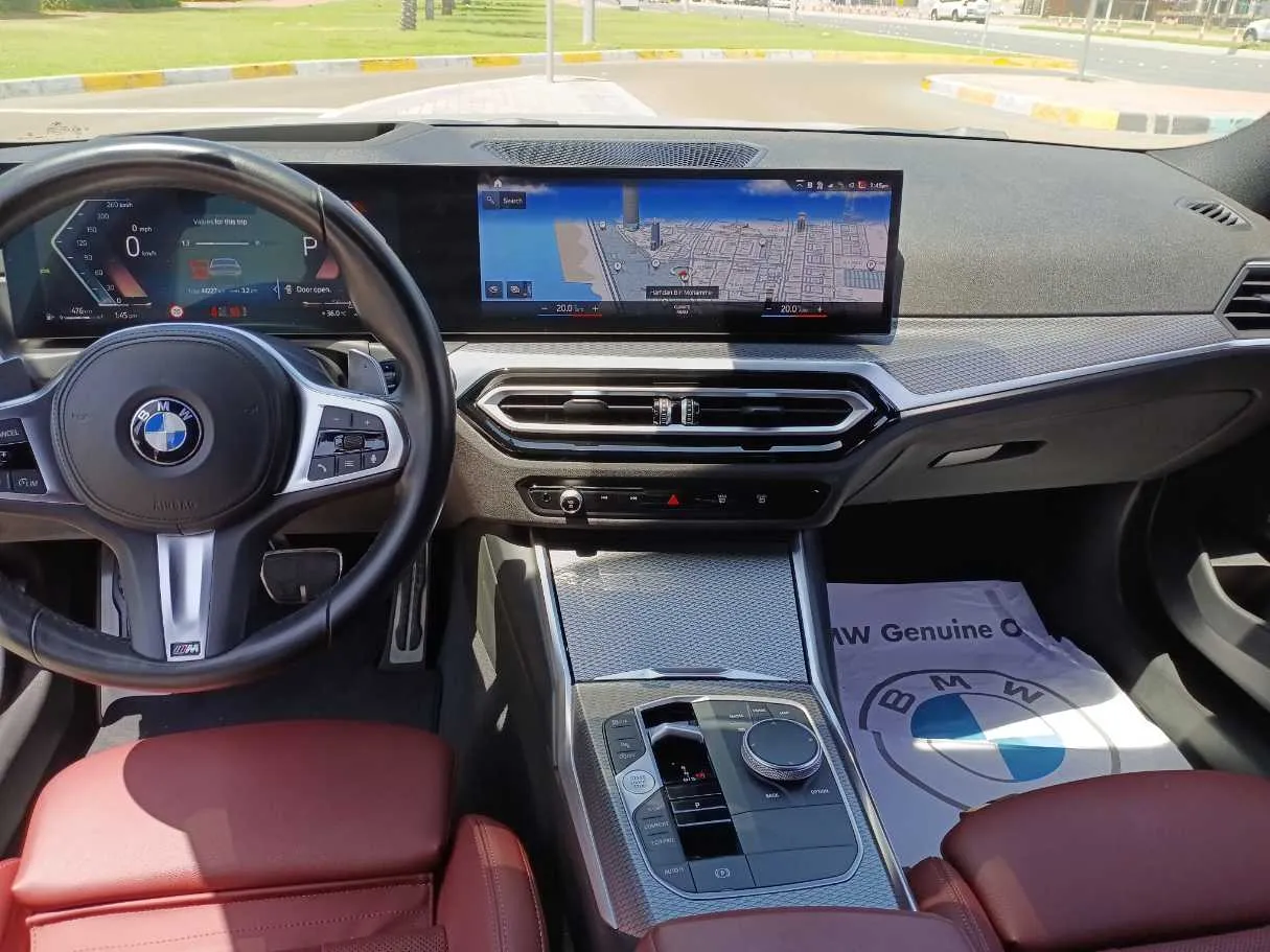 Car image 18
