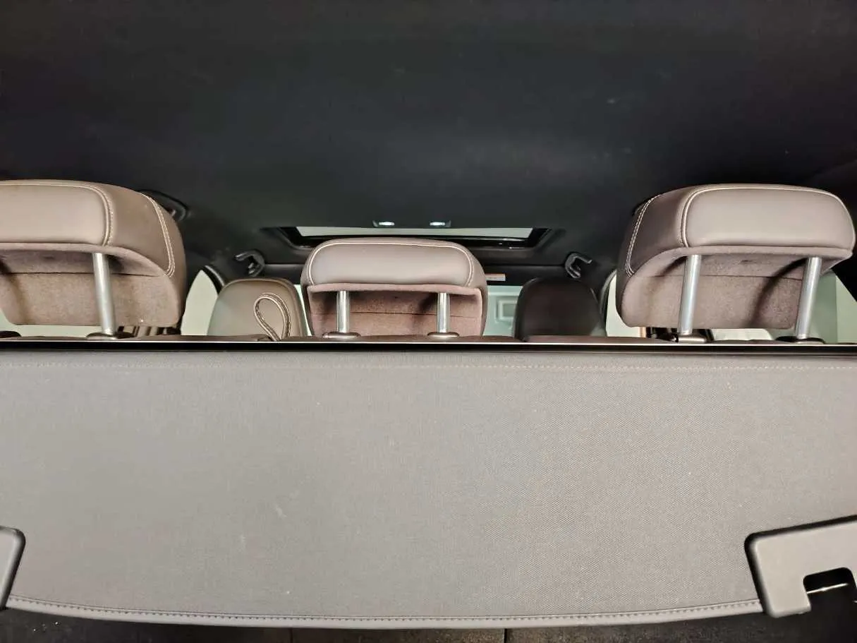 Car image 31