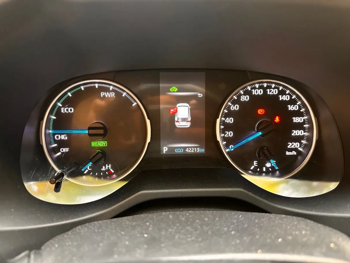 Car image 21