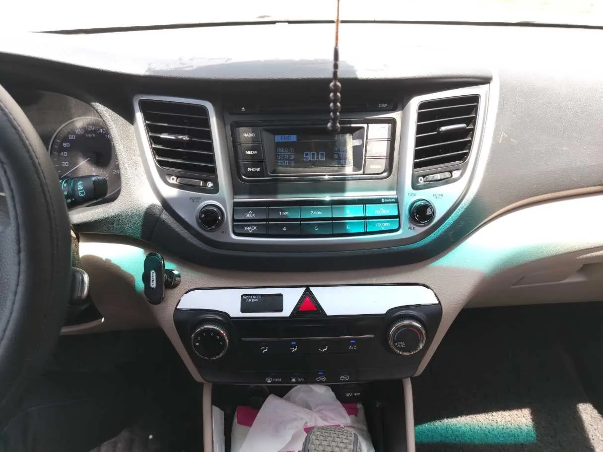 Car image 22