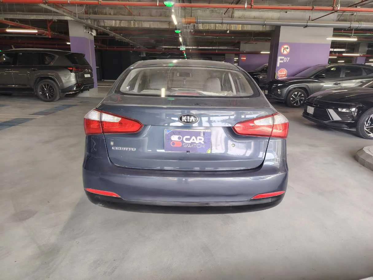 Car image 6