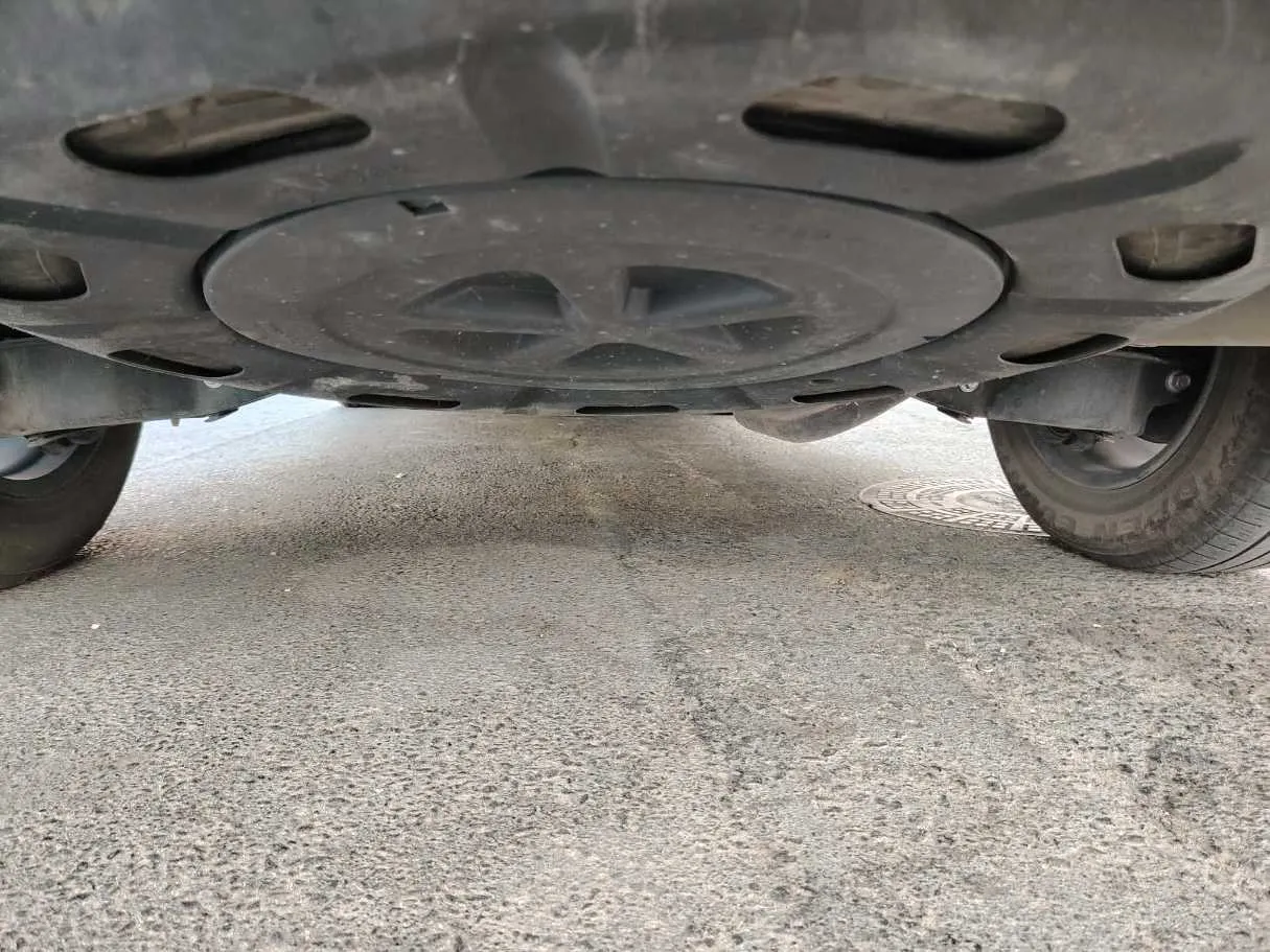 Car image 46