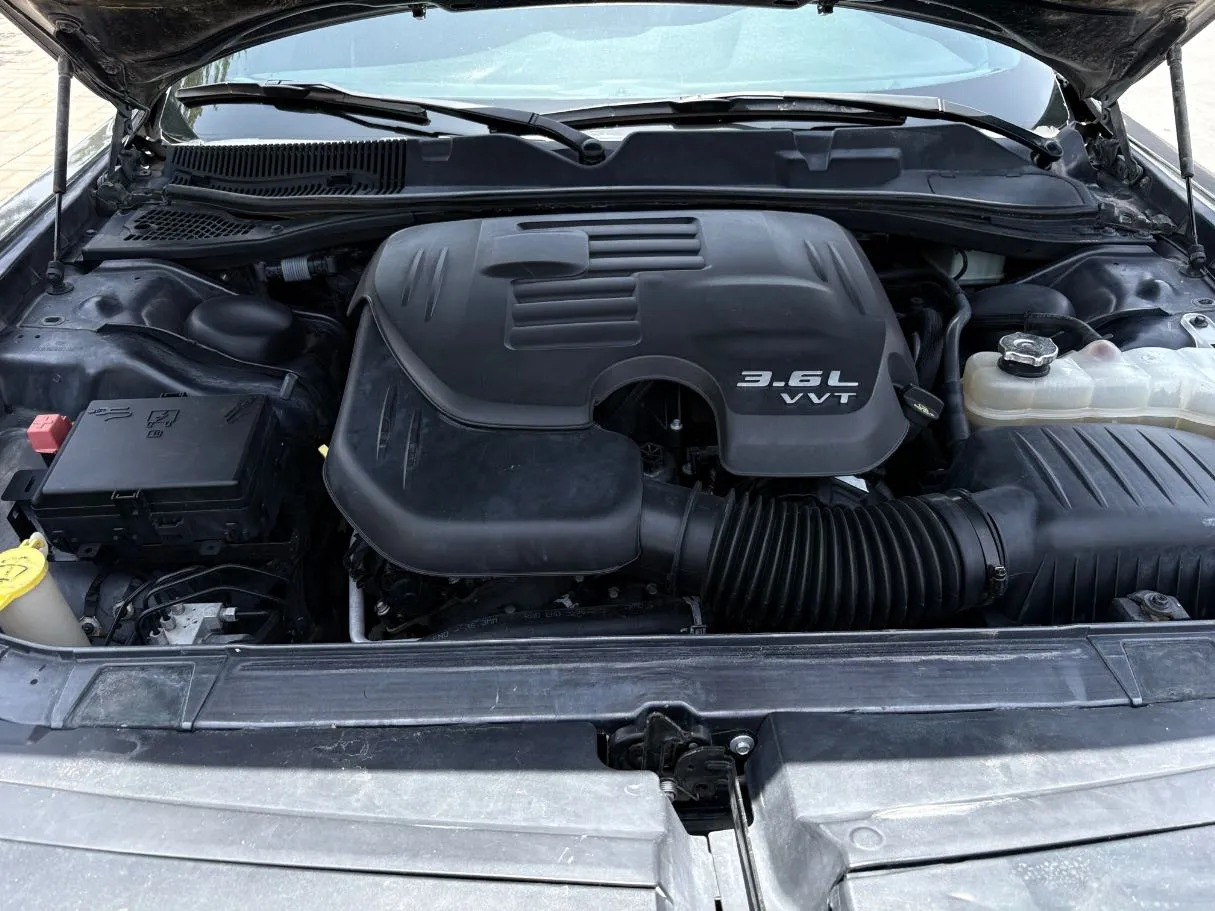 Car image 22