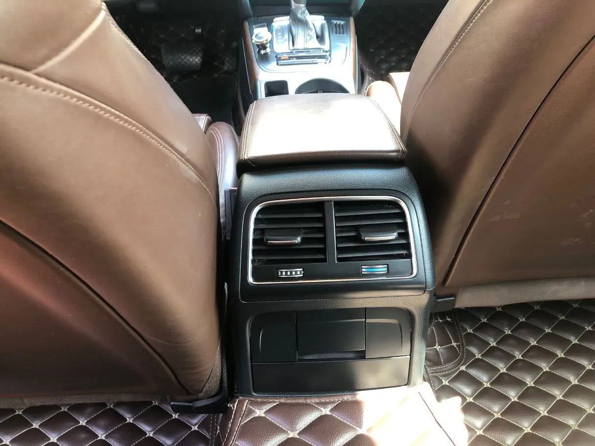 Car image 22
