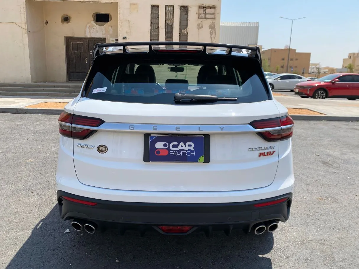 Car image 6