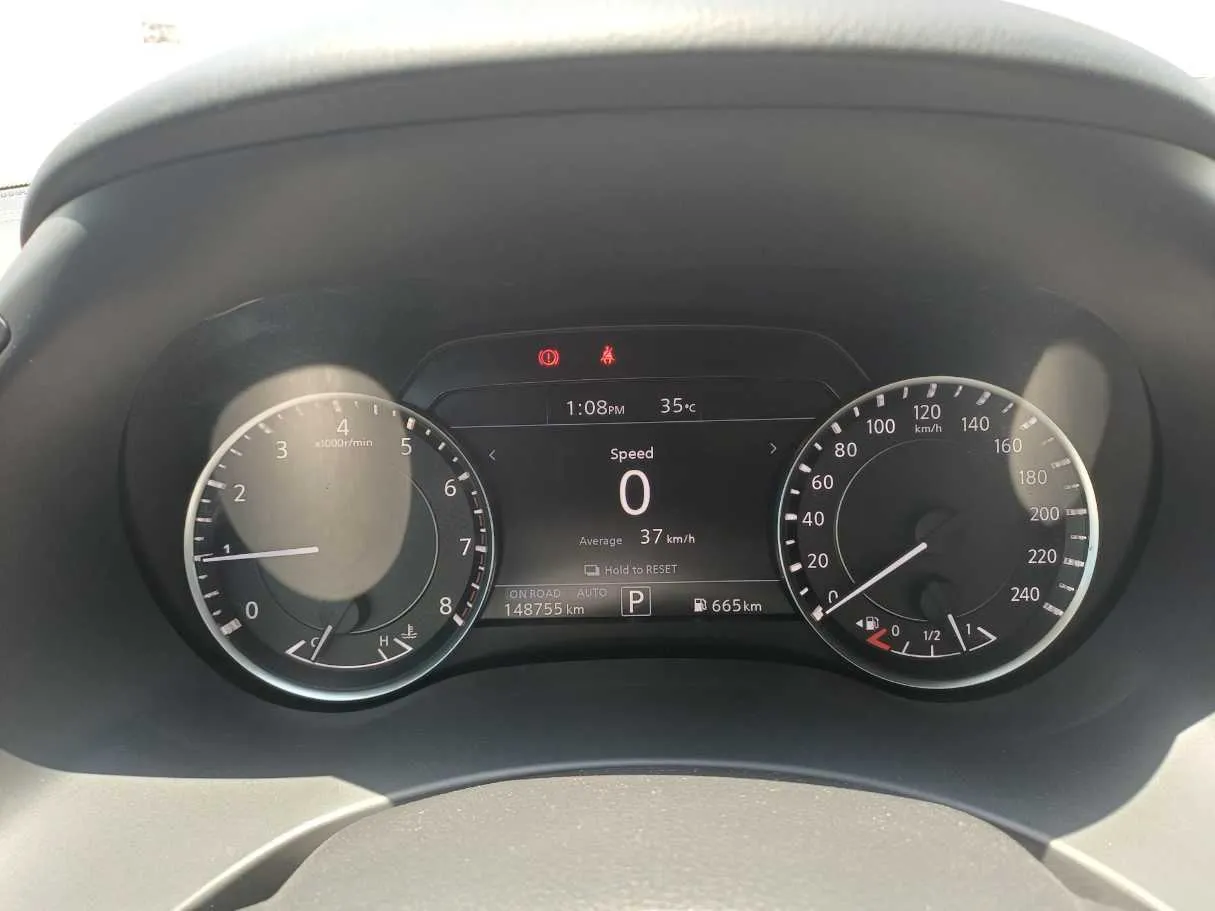 Car image 27