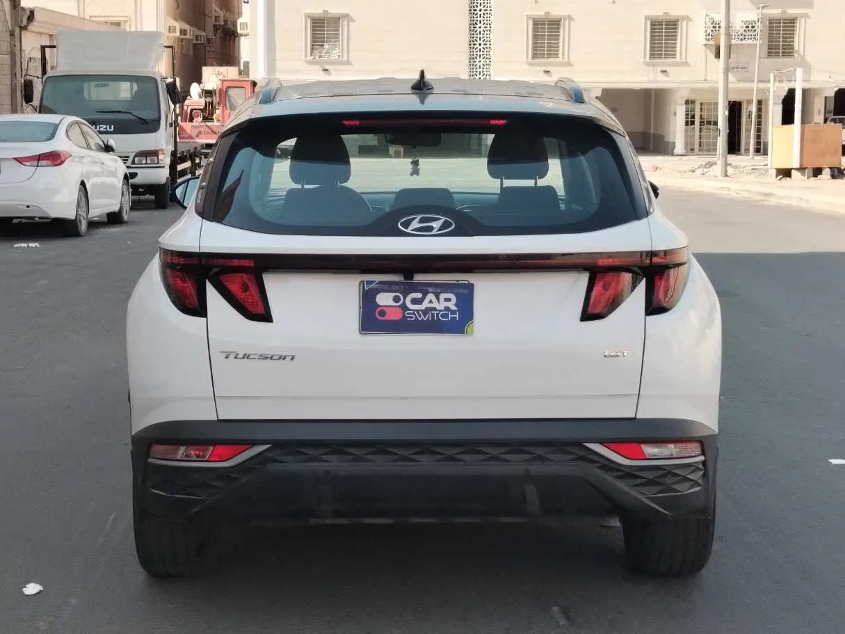 Car image 6
