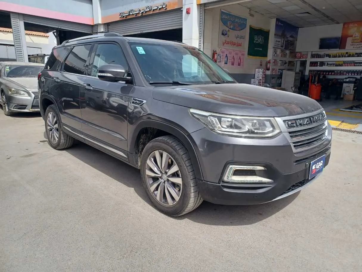 Car image 2