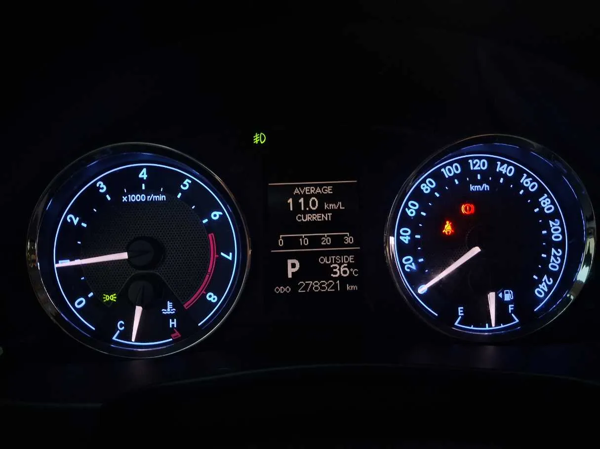 Car image 17
