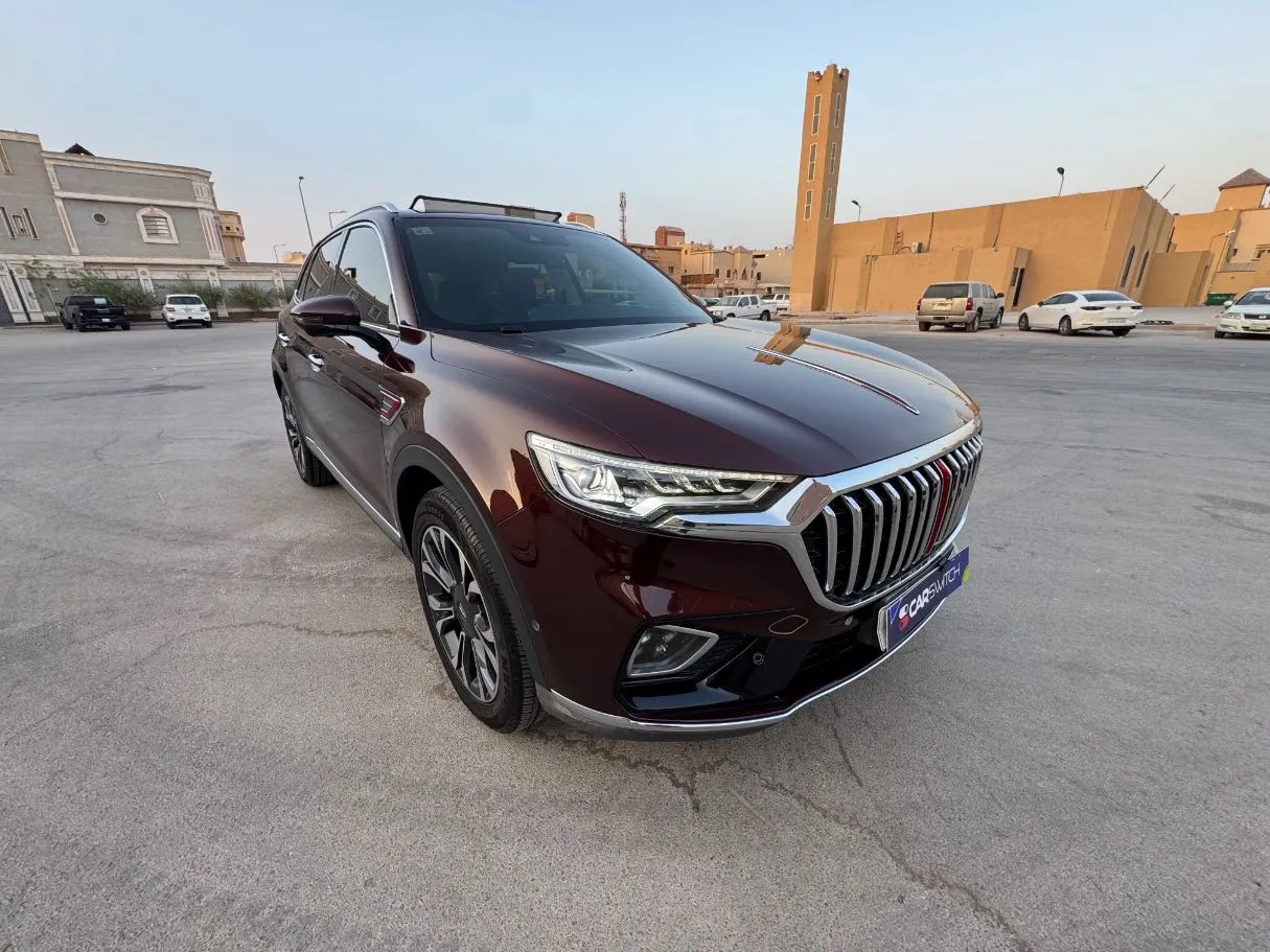 Car image 3