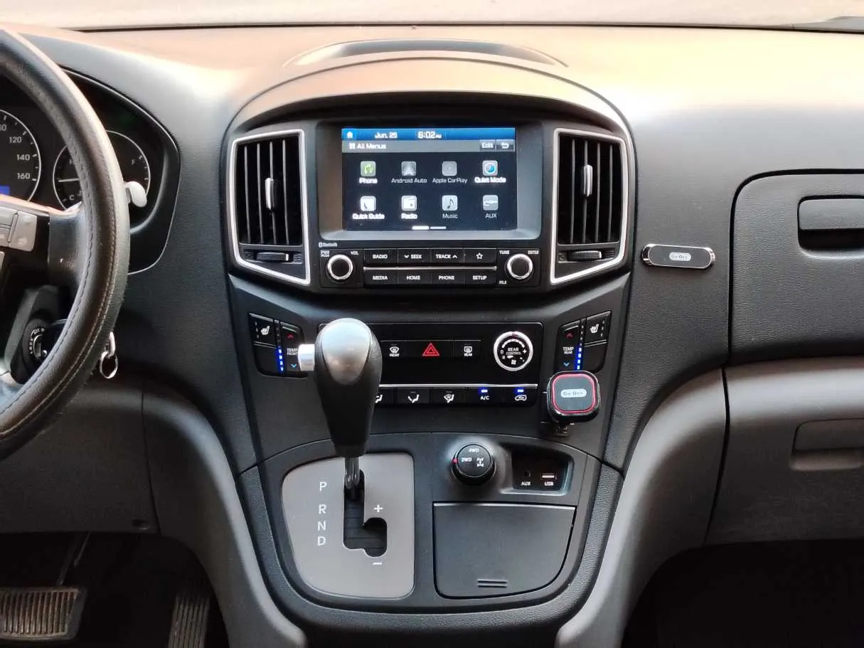 Car image 20