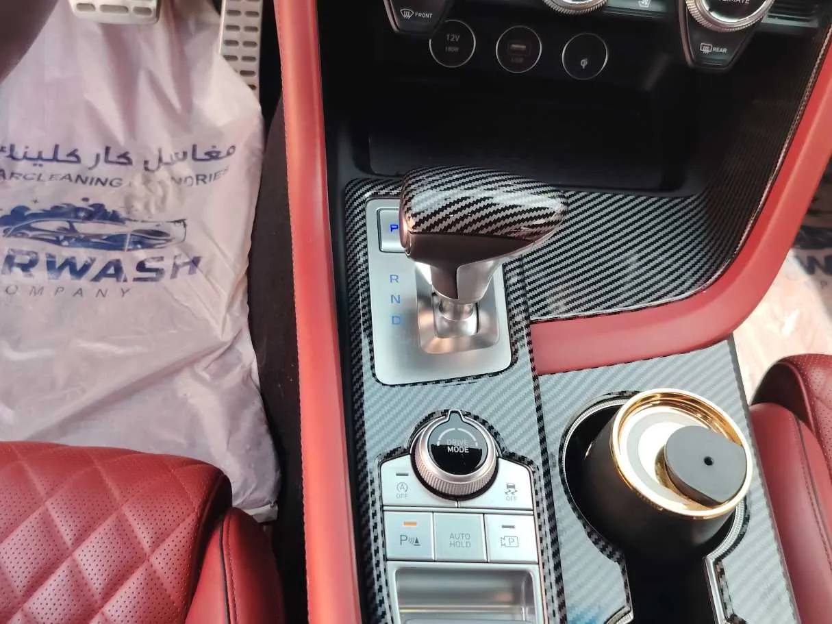 Car image 21