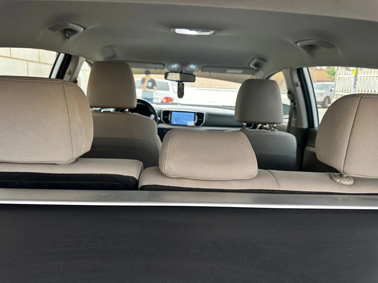 Car image 22