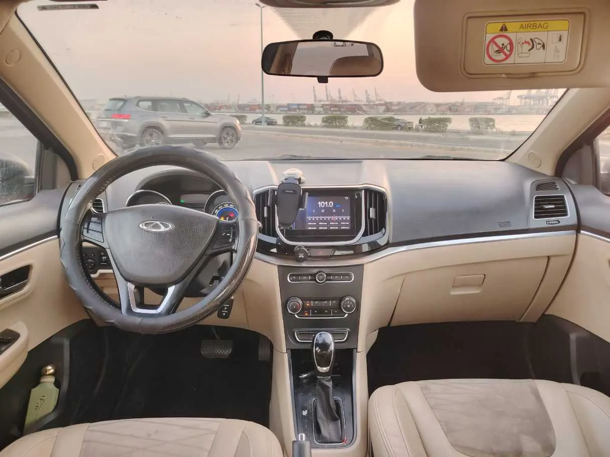 Car image 20