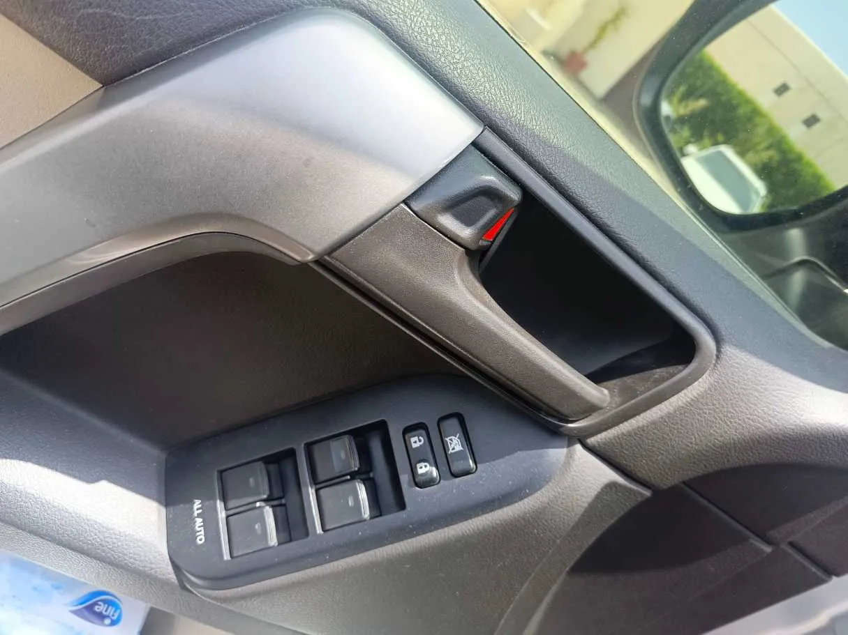 Car image 31