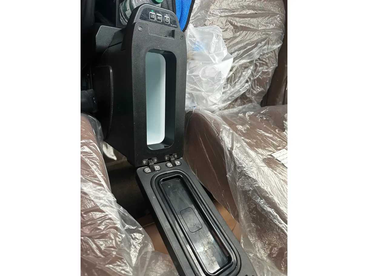 Car image 23