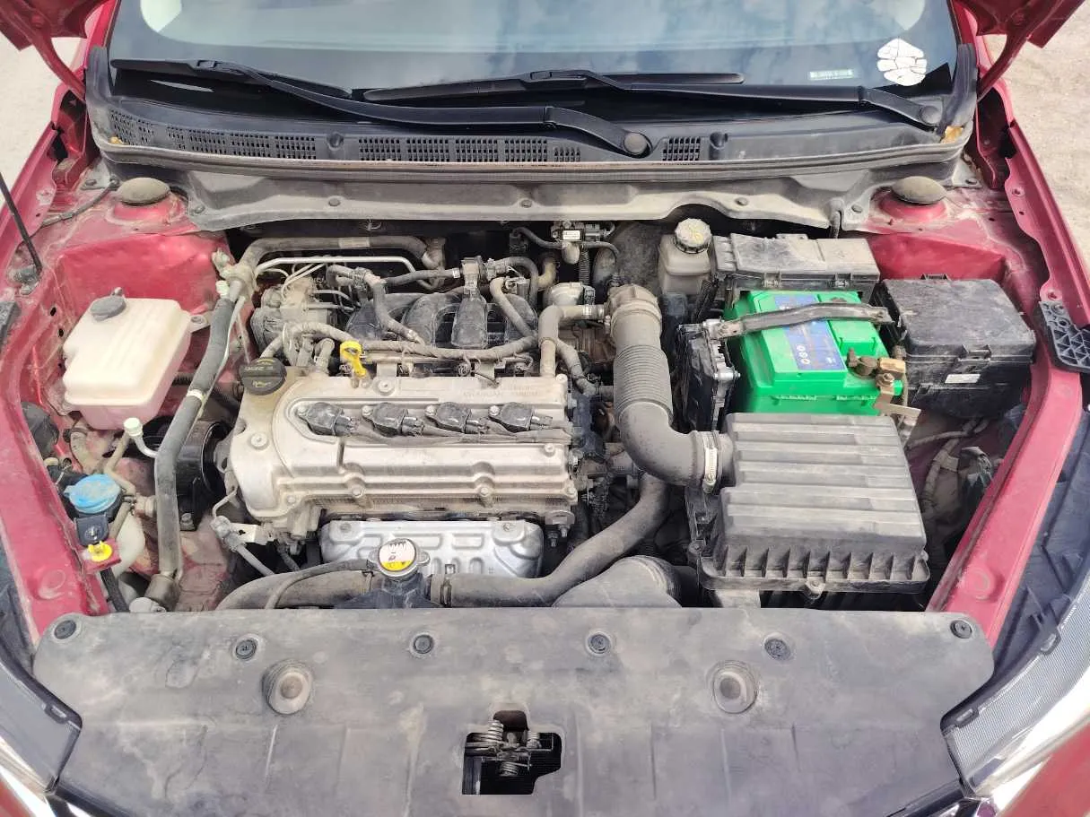 Car image 30