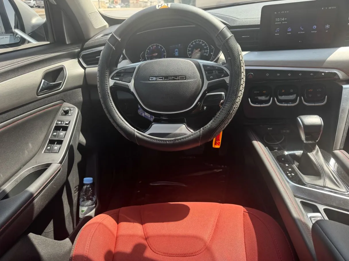 Car image 17