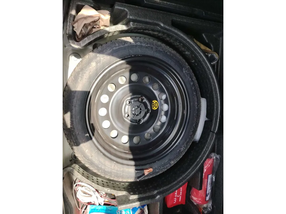 Car image 45