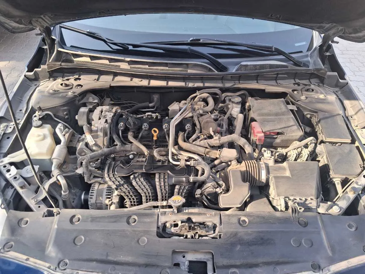 Car image 21