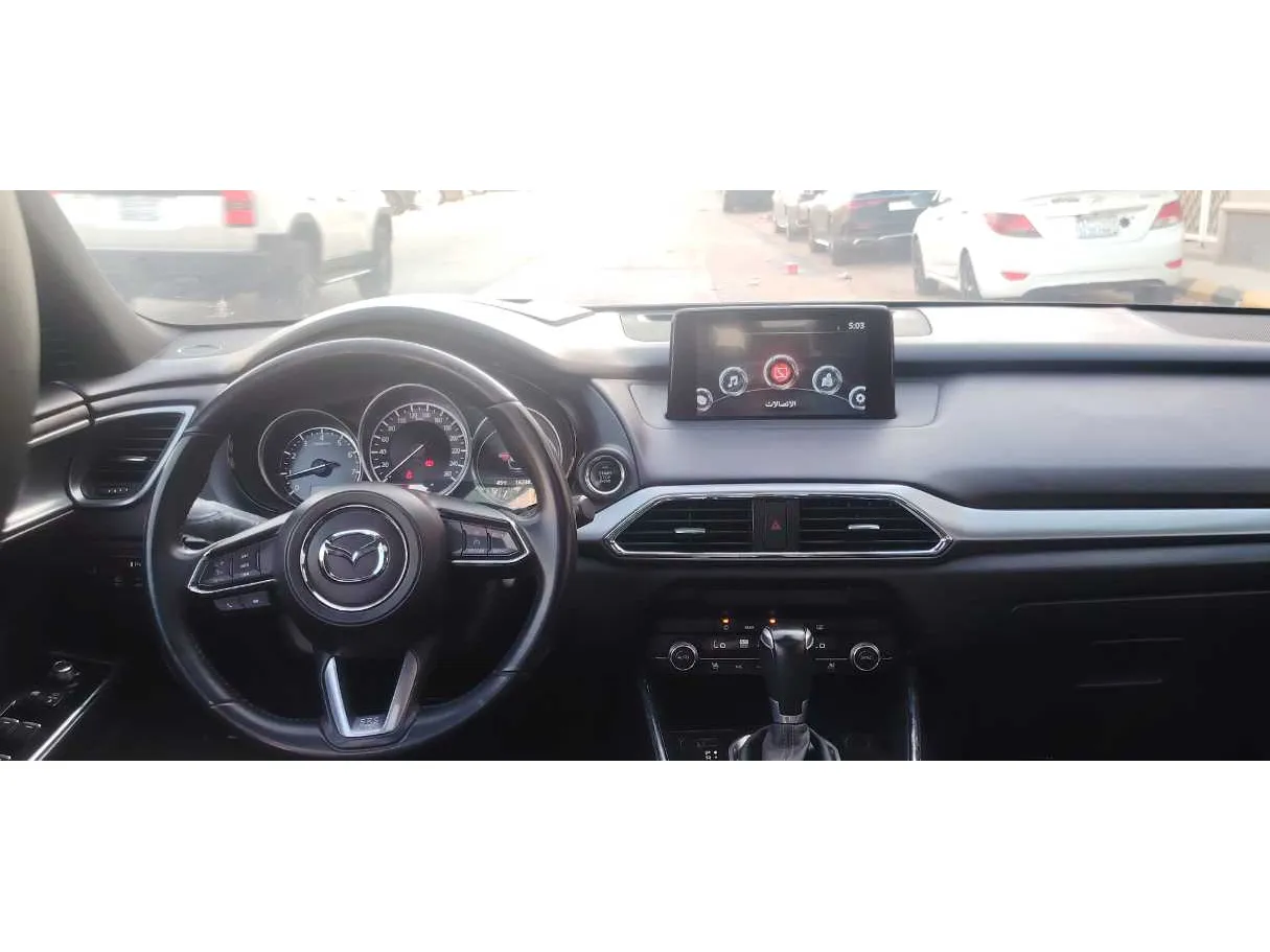 Car image 16