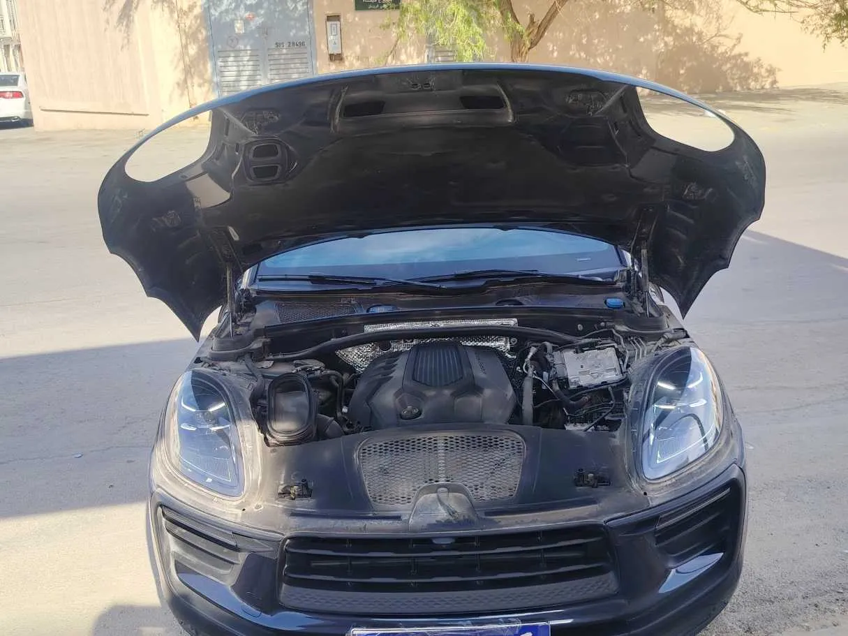 Car image 39